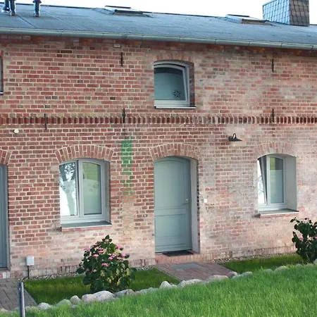 Alte Schmiede Mit Gutspark Rambin