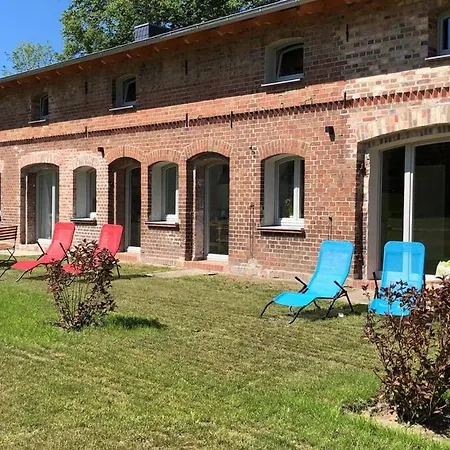 Alte Schmiede Mit Gutspark *