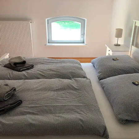 Alte Schmiede Mit Gutspark Apartment