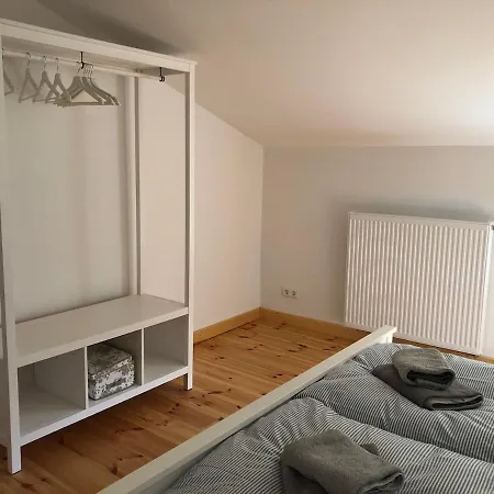 Lägenhet Alte Schmiede Mit Gutspark *