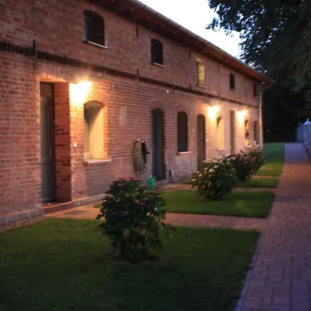 Lägenhet Alte Schmiede Mit Gutspark