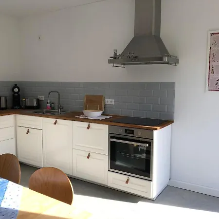 Alte Schmiede Mit Gutspark Lägenhet *