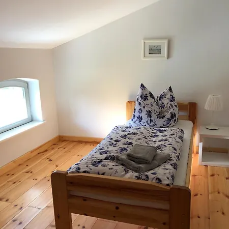 Alte Schmiede Mit Gutspark Lägenhet