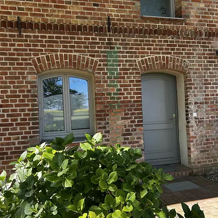 Alte Schmiede Mit Gutspark * Rambin