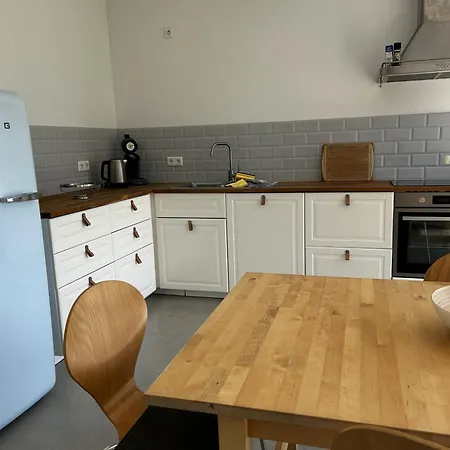 Alte Schmiede Mit Gutspark Апартаменты Rambin